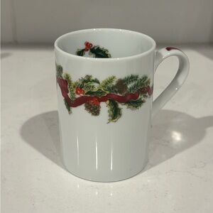 Williams-Sonoma Garland Christmas Mug – Made in Japan, Holiday Exclusive